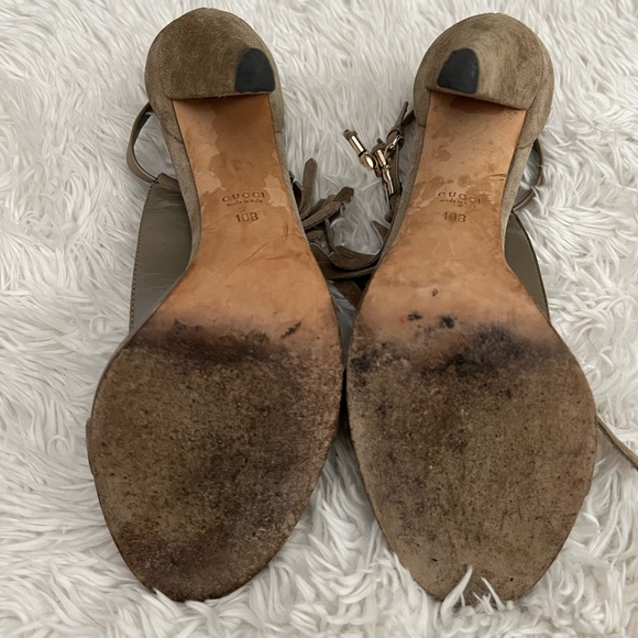 Gucci Suede Fringe Trim Accent T-Strap Sandals - Picture 3 of 16